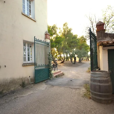 Flat With Pool In The Heart Of Vineyards, Cleaning Included * メーズ